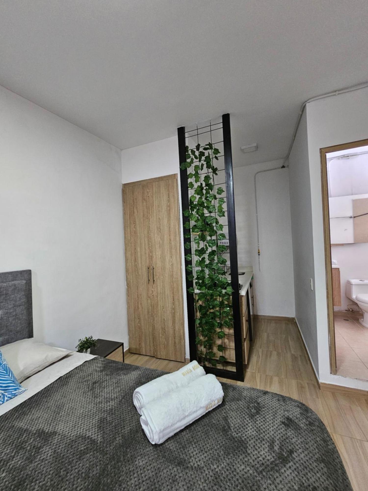 Apartamento Apartamento Lleras Medellín Habitación foto